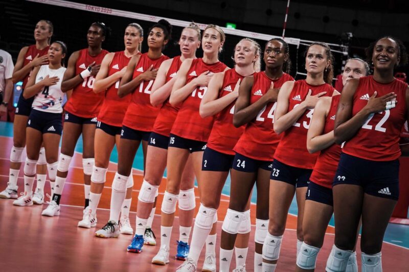 Волейболистки сборной США впервые стали олимпийскими чемпионками