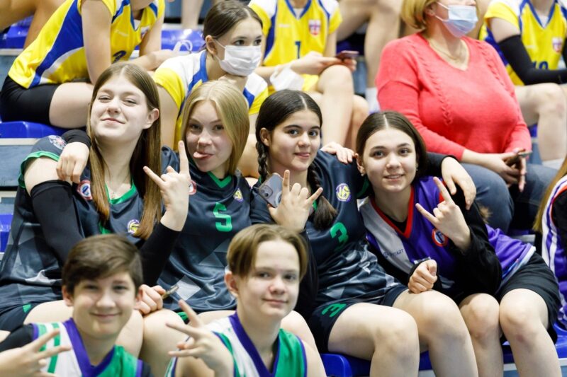Церемонию открытия ШВЛ в Нижневартовске открыл олимпийский чемпион Сергей Тетюхин