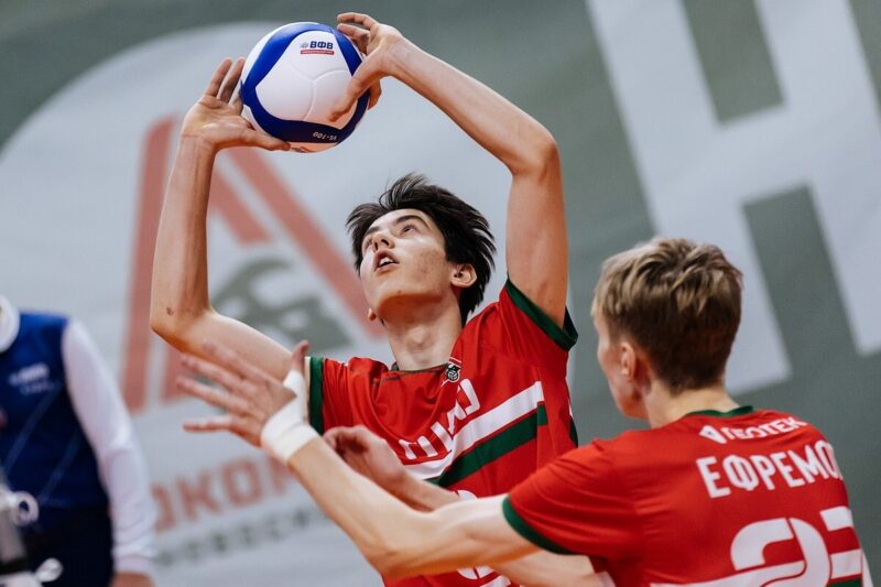 17-летний игрок «Локо» на один матч стал и.о. главного тренера. Удивил двойным тайм-аутом и привёл команду к победе
