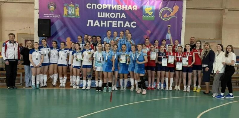 Матч за первое место продолжался пять партий